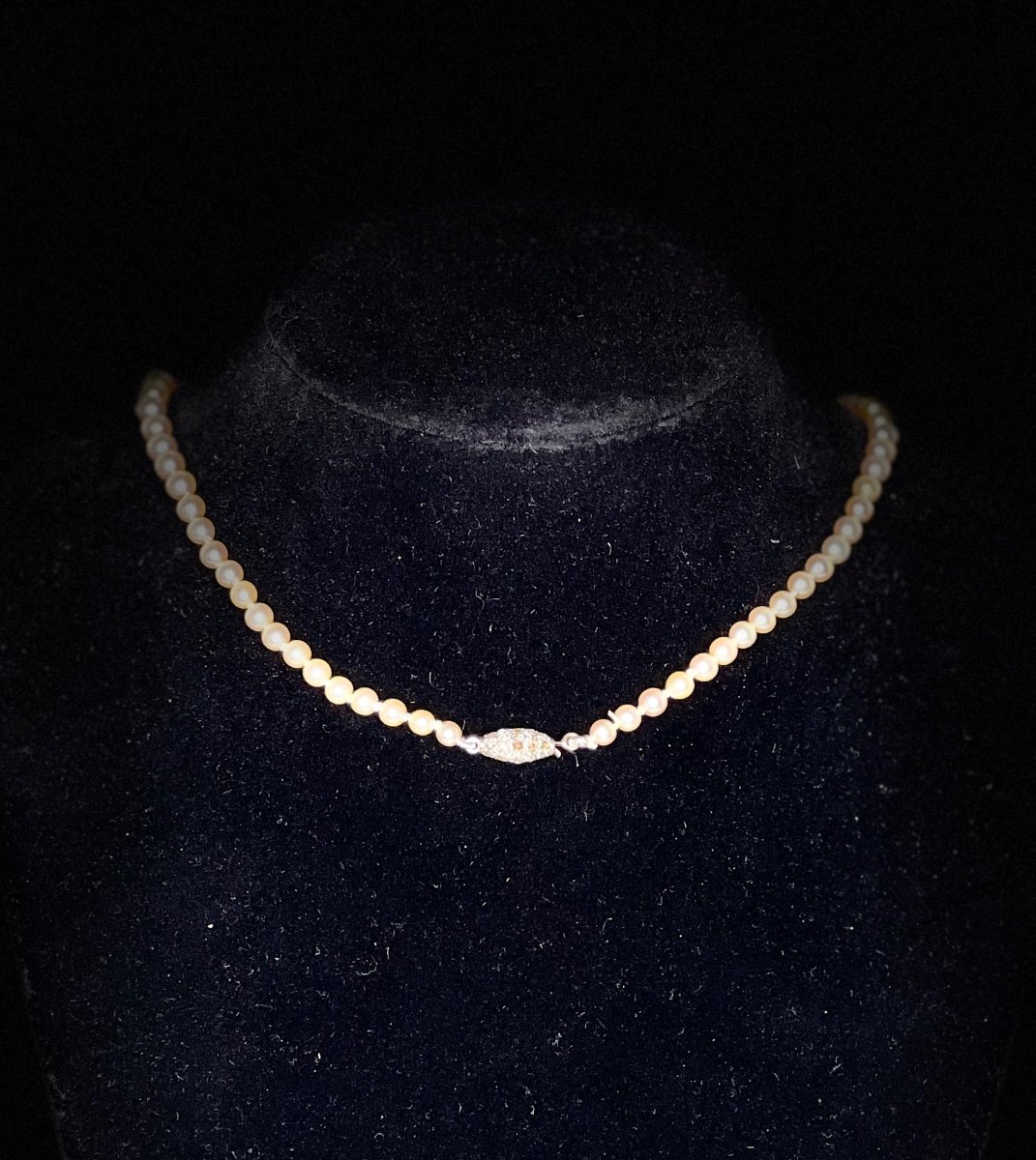 Akoya Cultured Pearl Necklace Platinum Clasp And Diamonds 43 Cm-photo-2