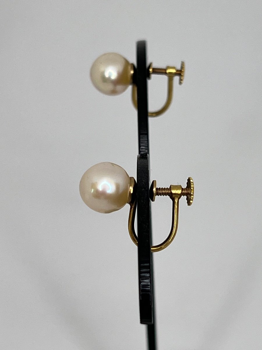 Pair Of Cultured Pearl And 18k Gold Earrings-photo-2