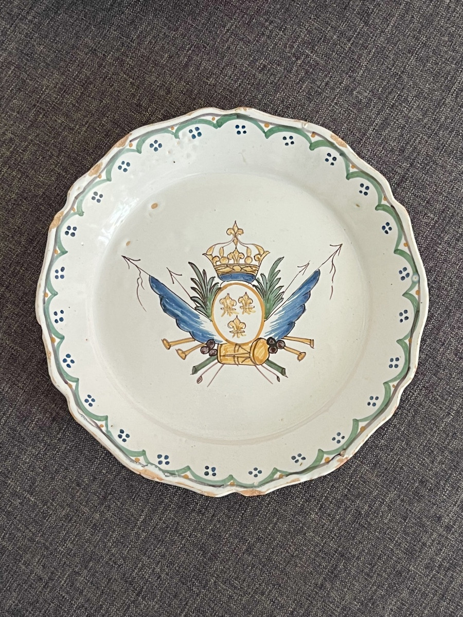 Assiette Révolutionnaire En Faïence De Nevers 18 Eme Siècle