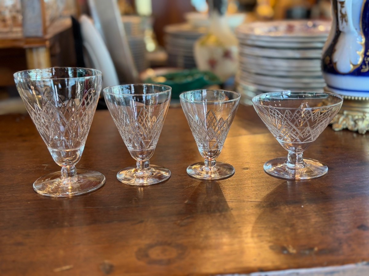 Service Saint Louis Art Deco 58 Verres, 2 Brocs, 4 Carafes Modèle Astrid-photo-2