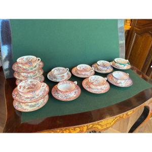 12 Tasses Et Soucoupes Sarreguemines Decor Minton  en parfait état