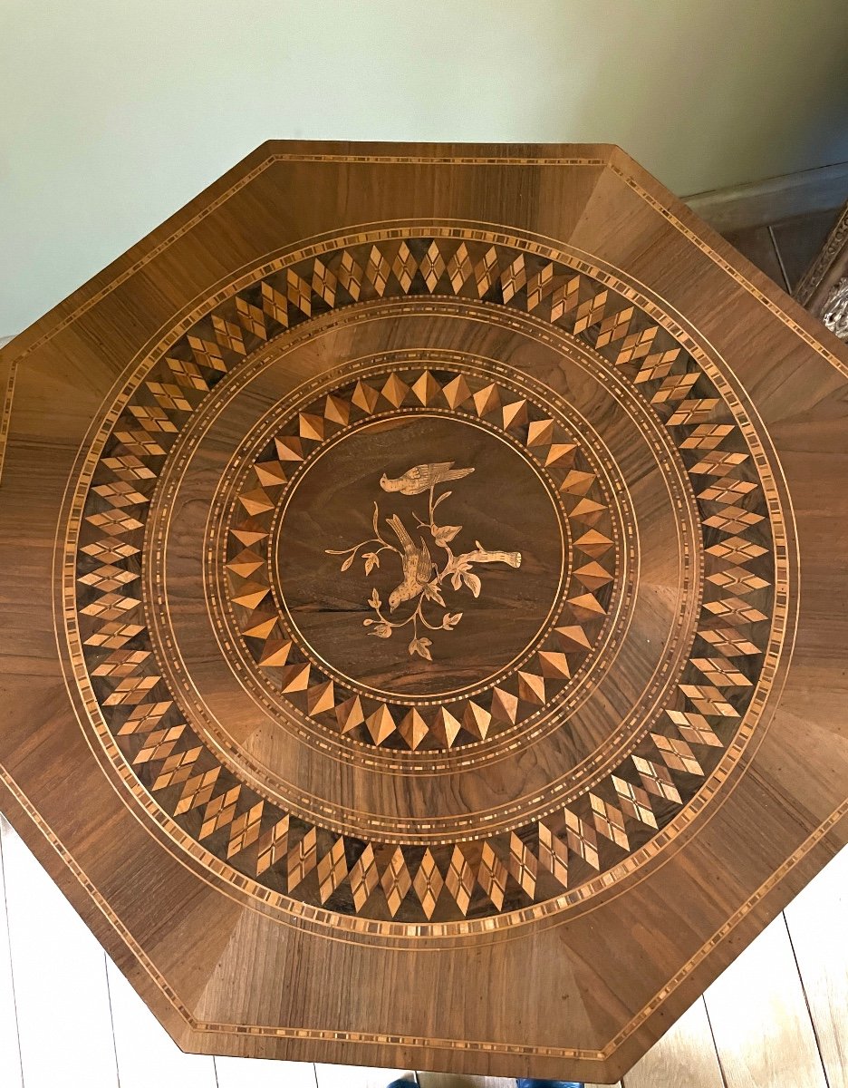 Pedestal Marquetry Of Birds-photo-1