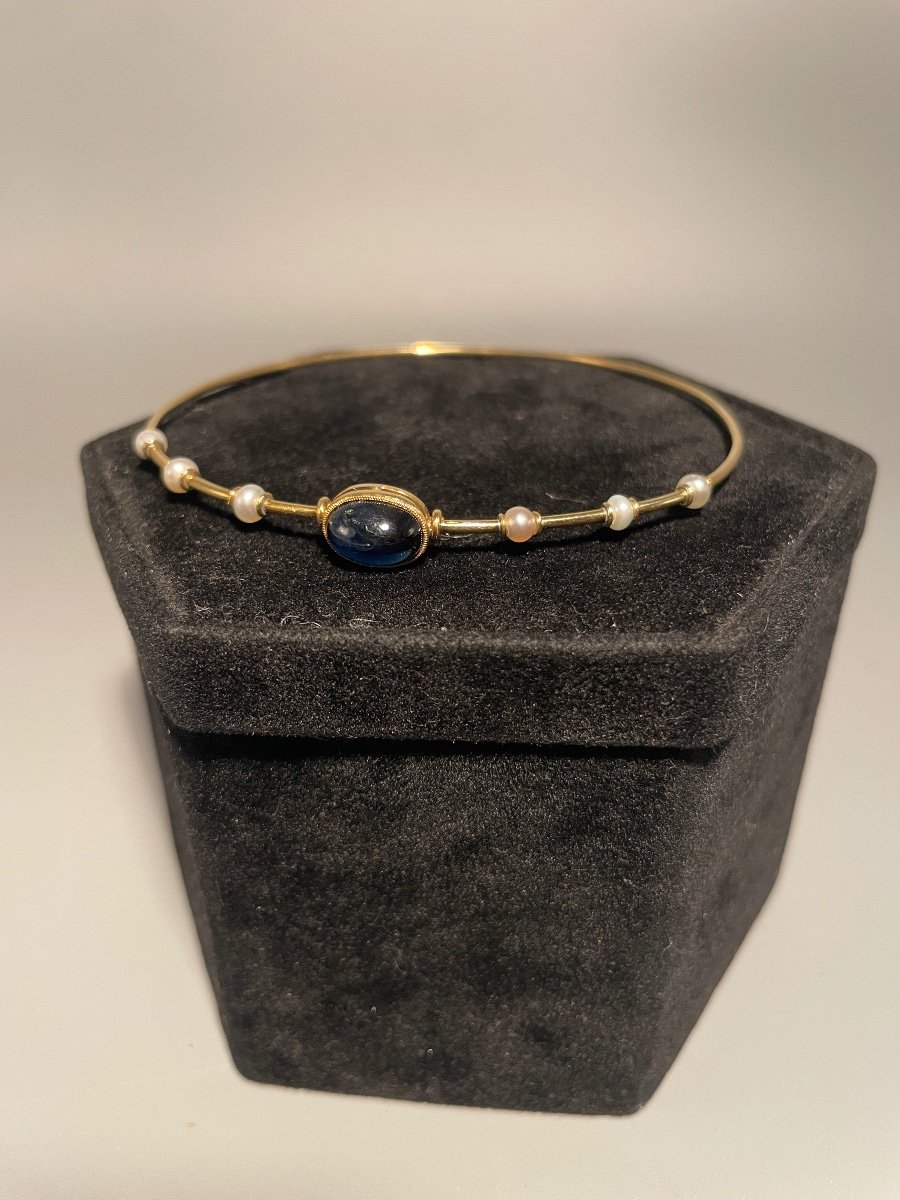 18 Ct Gold Bracelet Set With 7 Pearls And A Cabochon Sapphire-photo-4