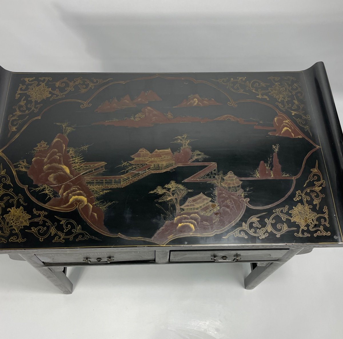 Japanese Lacquered Console -photo-3