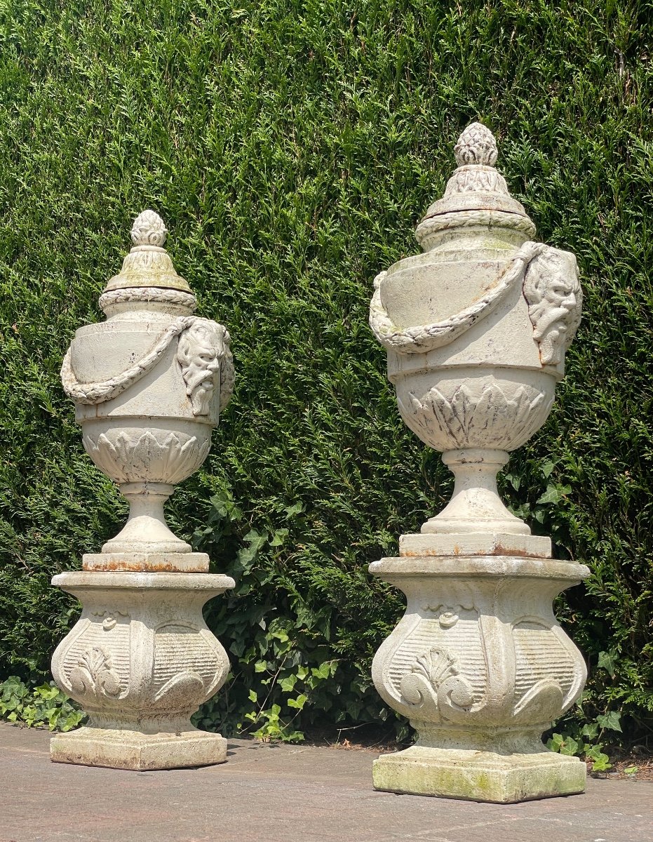 Important Pair Of Louis XVI Style Cast Iron Vase-photo-1