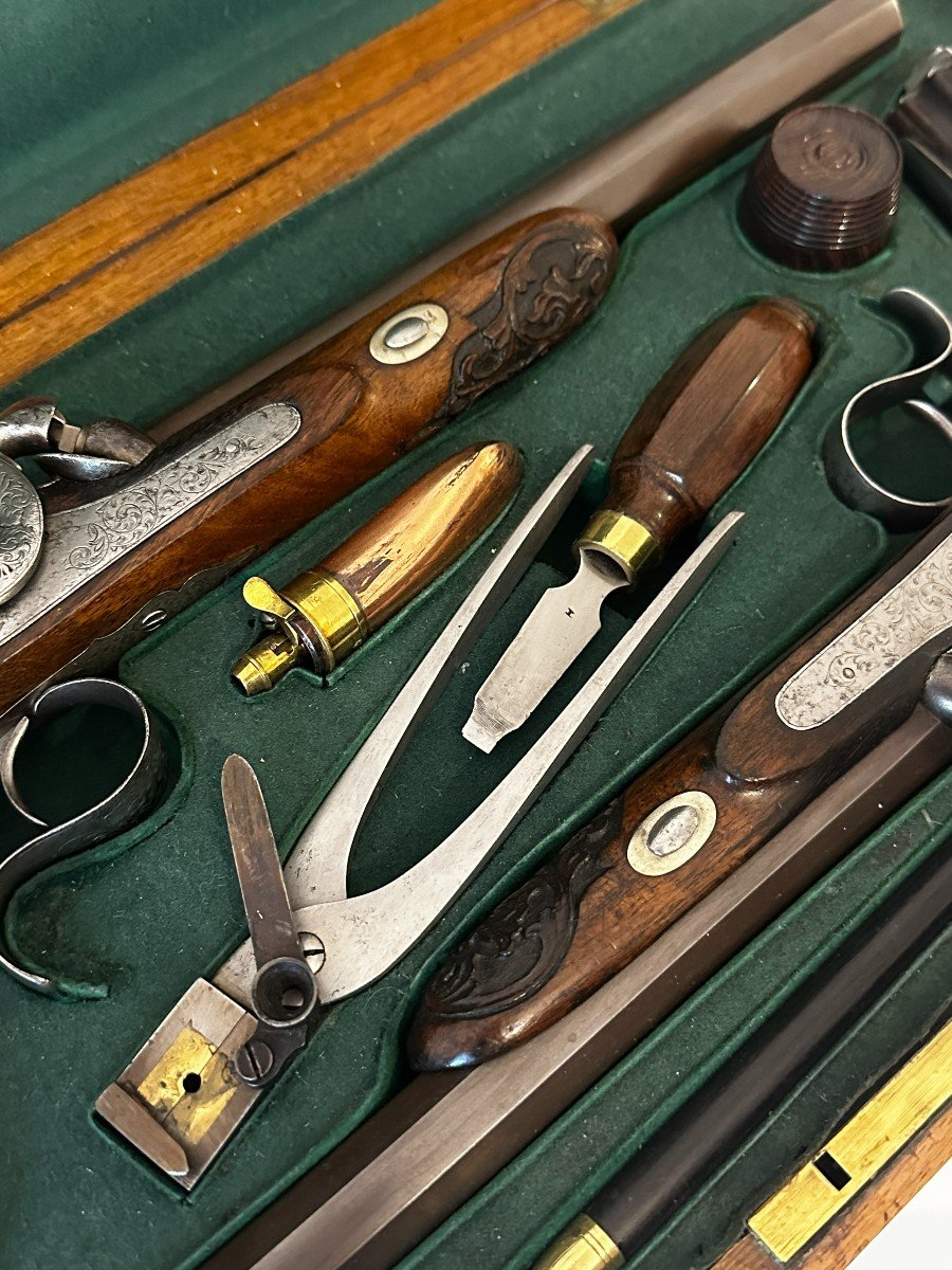 Pair Of Dueling Pistols In A Case 19th Century-photo-3