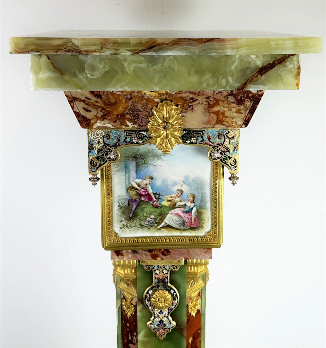 Column Ionyx And Champlevé Enamel With Gilt Bronze Porcelain Plates-photo-5