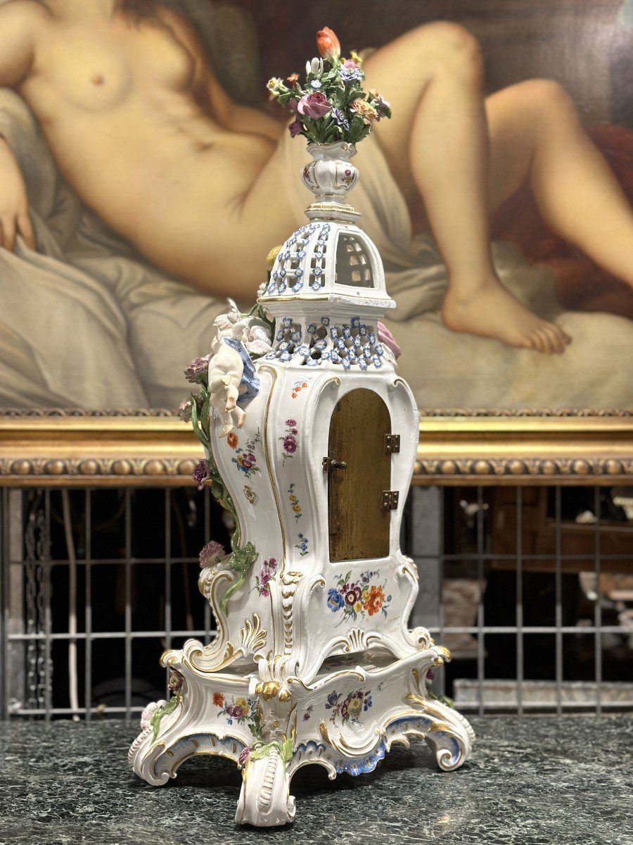 Magnifique Pendule En Porcelaine De Meissen Du XVIIIe Siècle-photo-7