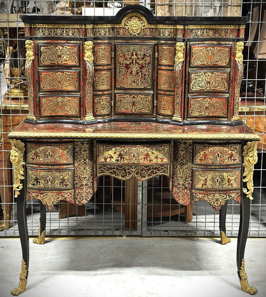 Bureau Exceptionnel Du XVIIIeme En Marqueterie Boulle