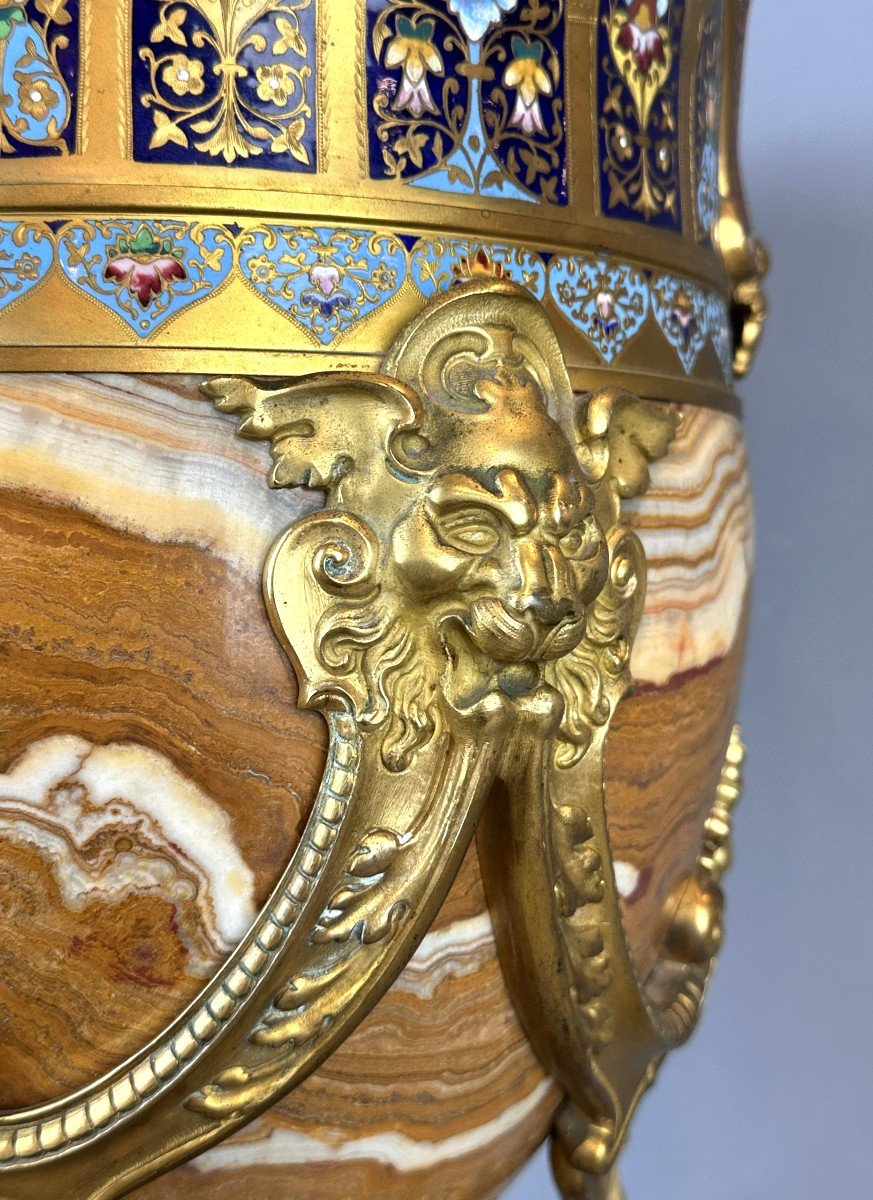 Exquisite 19th Century Gilded Bronze Vase With Champlevé Enamel And Onyx -photo-2