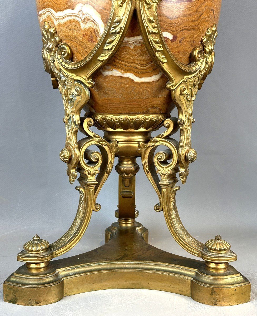 Exquisite 19th Century Gilded Bronze Vase With Champlevé Enamel And Onyx -photo-4