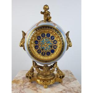 Pendule En Sevres Porcelaine Bronze Dore XIXe