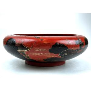 Japanese Lacquered Wood Bowl 19th Century