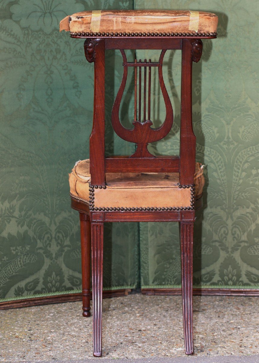 Chaise Ponteuse d'époque Louis XVI, En Acajou, à Décor De Têtes De Beliers, Attribuée à Jacob  -photo-4