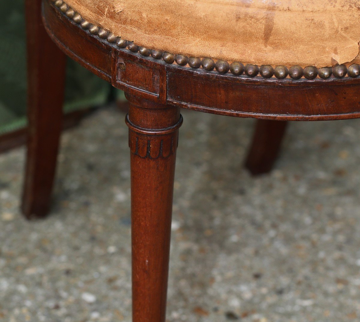 Chaise Ponteuse d'époque Louis XVI, En Acajou, à Décor De Têtes De Beliers, Attribuée à Jacob  -photo-3