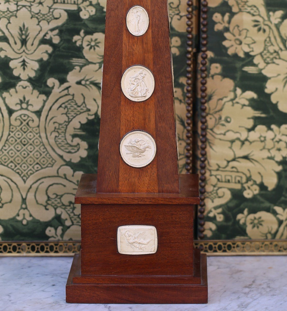 Serge Royaux Attributed To Circa 1950, Large Obelisk In Walnut And Plaster Cameos.-photo-3