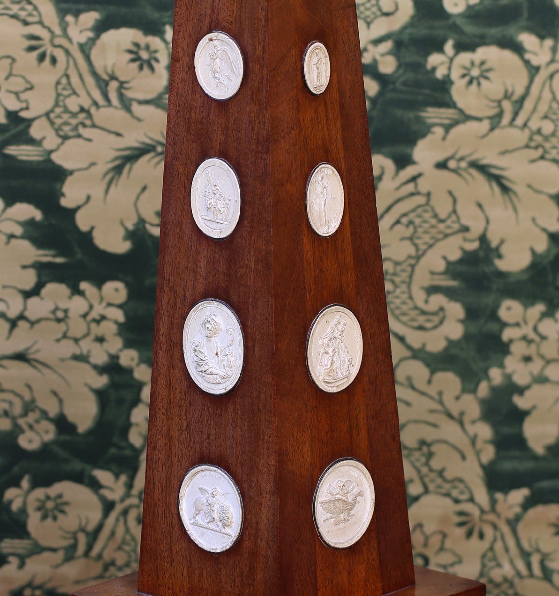 Serge Royaux Attributed To Circa 1950, Large Obelisk In Walnut And Plaster Cameos.-photo-4