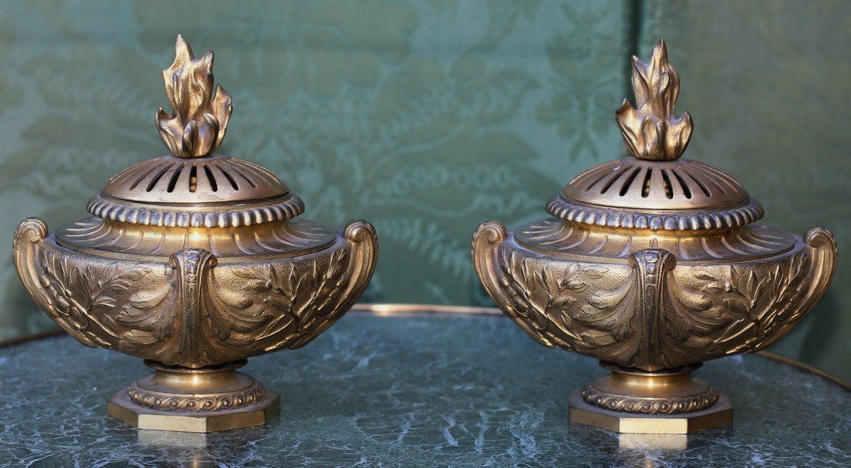 Paire De Pots à Feu Brûle Parfum En Bronze Doré Fin époque L XVI-photo-4