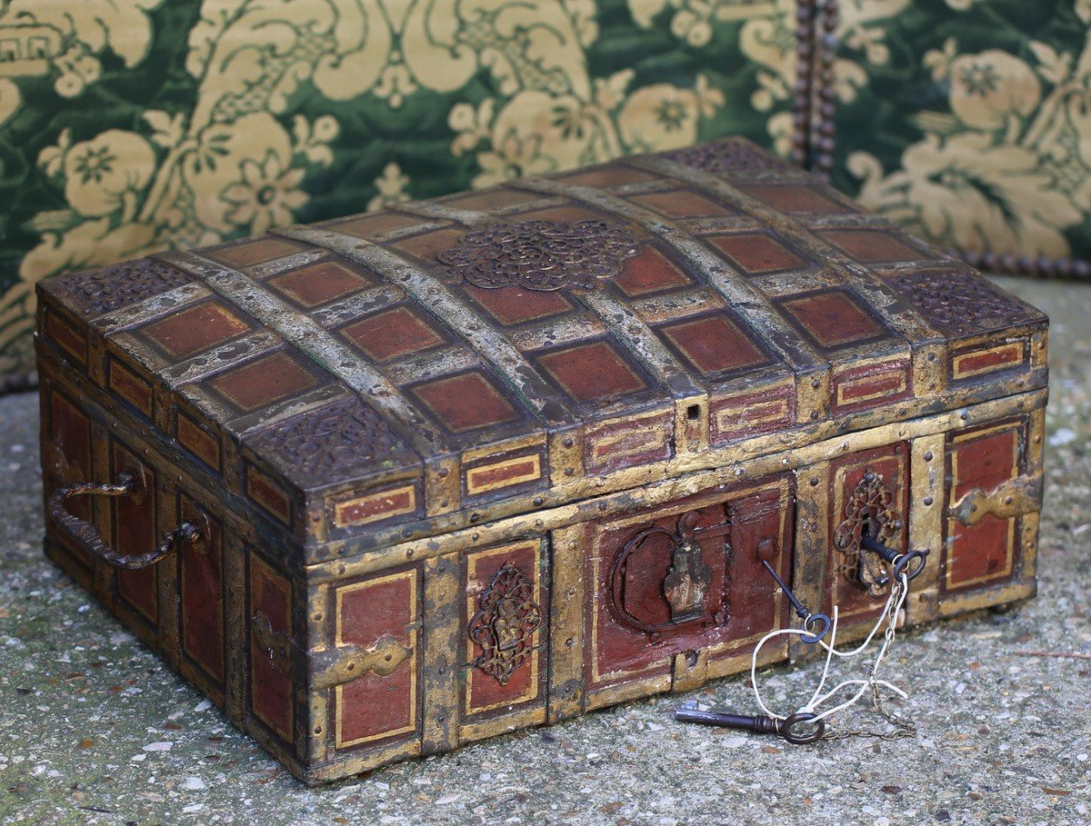 17th Century Lacquered Metal And Wood Mail Box With 3 Keys And Secrets