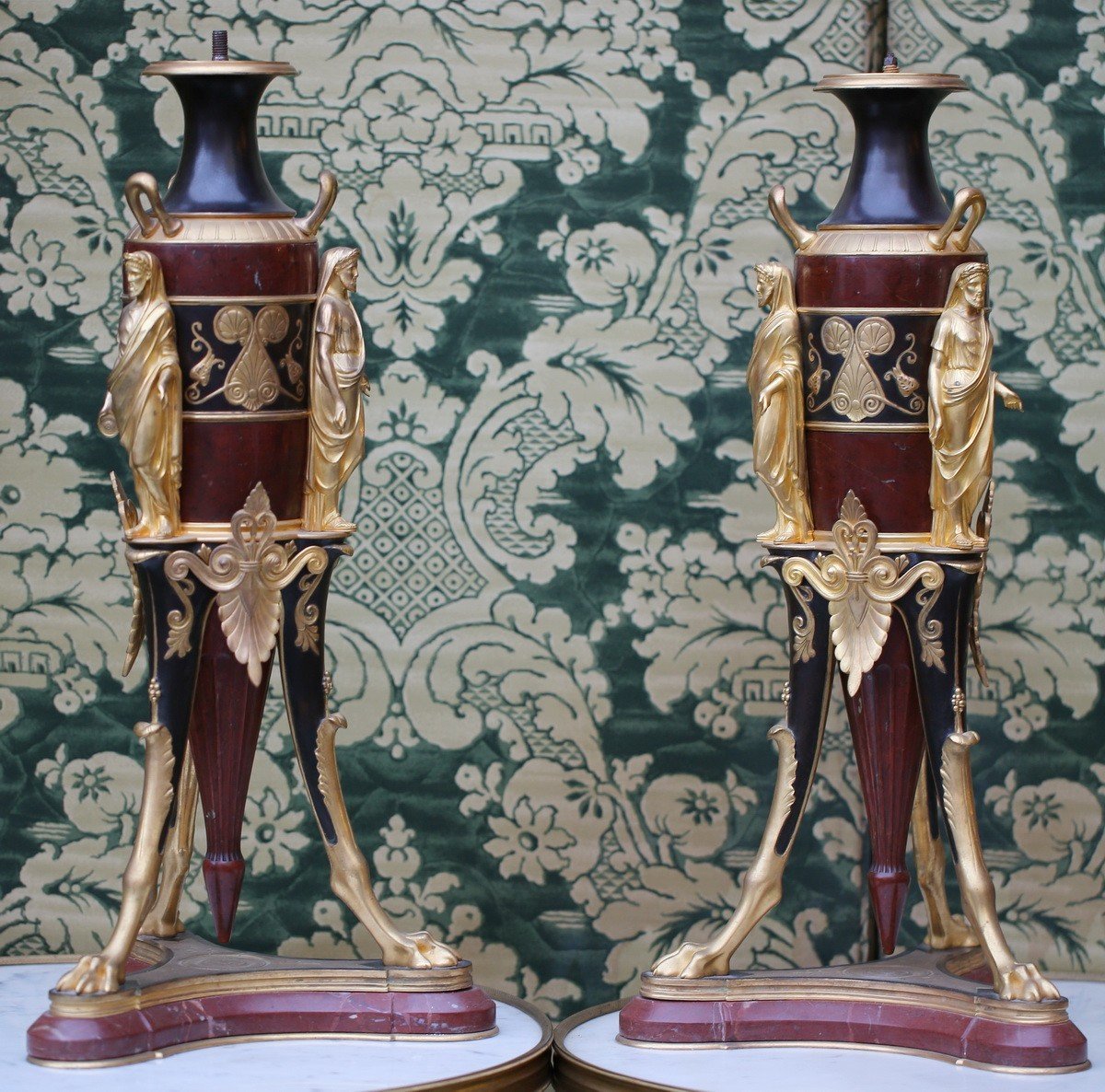 F.levillain (1837-1905) And Bronzier F.barbedienne Circa 1878 Attributed To, Pair Of Amphora Lamps.