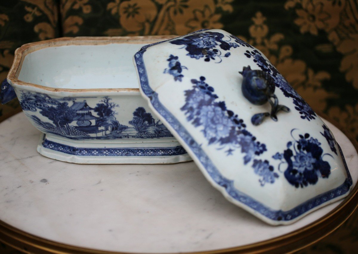 Chine XVIII Dynastie King Terrine Couverte Porcelaine Blanc Bleue Cie Des Indes.-photo-3