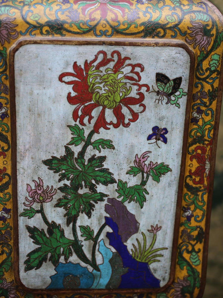 China, Late 19th Century, Pair Of Square Base Vases In Cloisonné Enamels With Flower And Bird Decorations.-photo-1