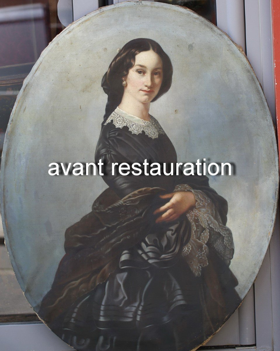 Ecole Française Du XIXème Siècle, Portrait De Jeune Femme à La Robe Noire-photo-2