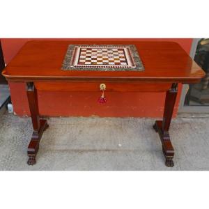 Empire Style Game Table In Mahogany And Mahogany Veneer, Italy Early 19th Century.