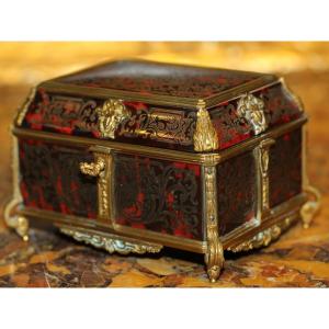 Tahan In Paris, Small Louis XIV Style Box Period N.iii
