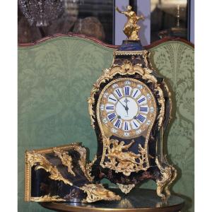 Wall Clock And Console In Parisian Varnish With Chinese Decor Circa 1750