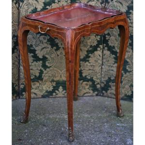 Petite Table Cabaret époque Louis XV En Bois De Placage, Plateau Mobile En Bois Laqué