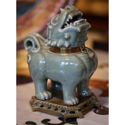 China Late Nineteenth, Covered Jar Shaped Chimera.