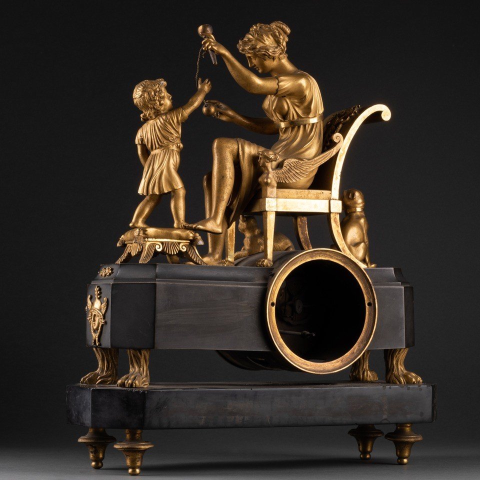 Pendule Empire Vers 1810 En Bronze Doré Et Patiné-photo-2