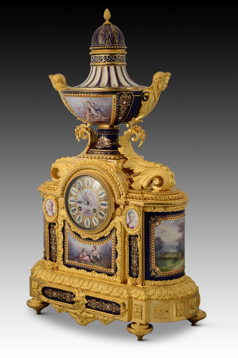 Clock Set. Porcelain And Gilt Bronze. France, 19th Century.-photo-2