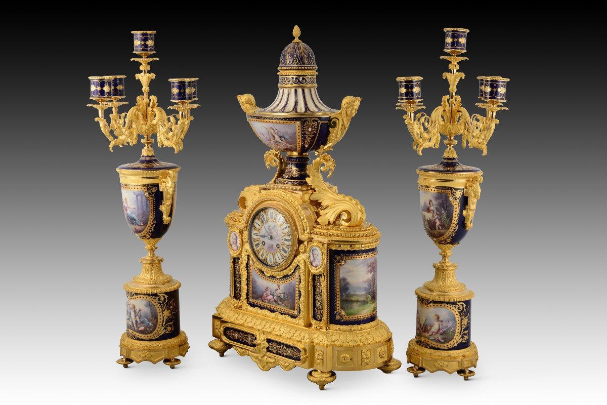 Clock Set. Porcelain And Gilt Bronze. France, 19th Century.-photo-4