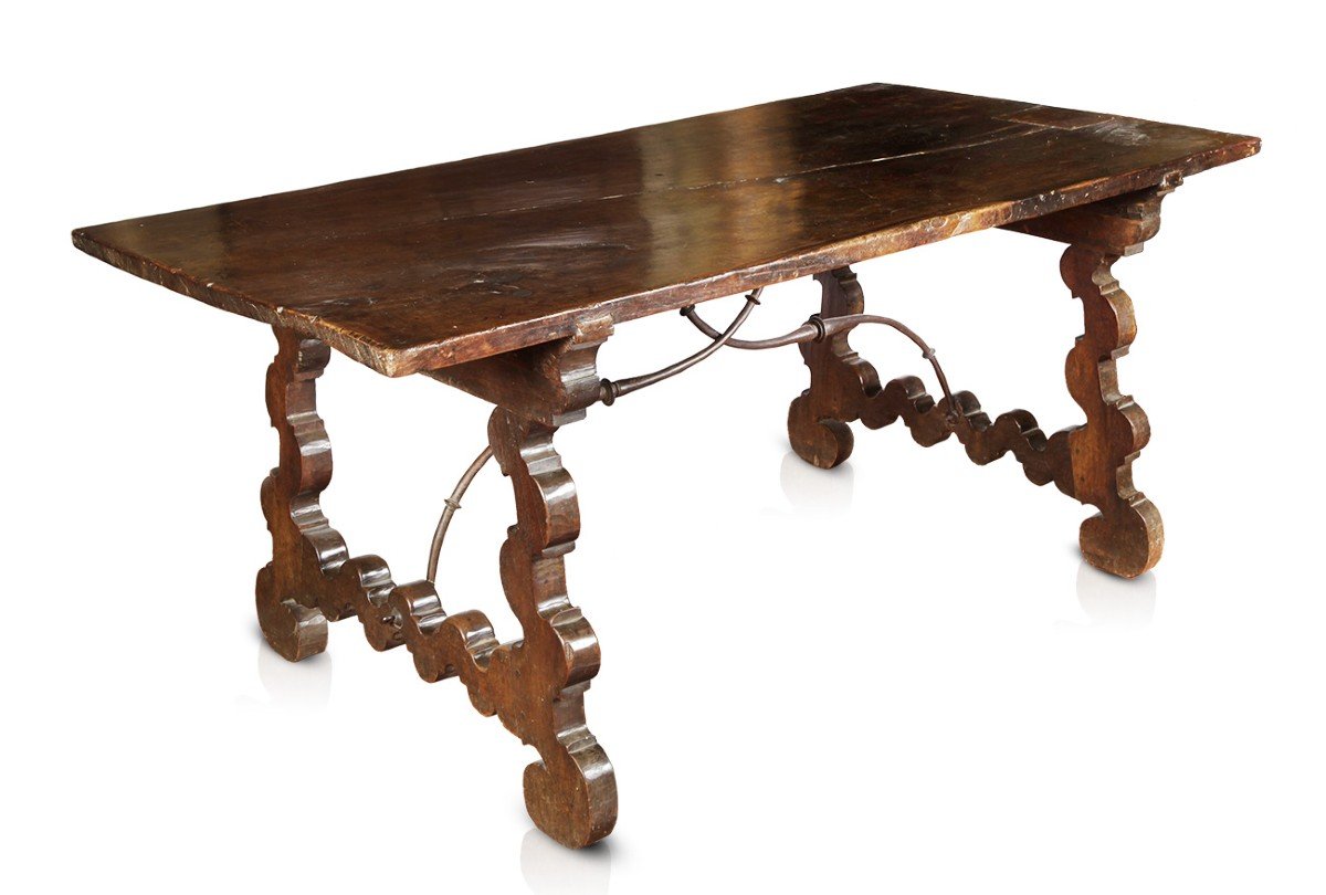 17th Century Lyre Leg Table.  -photo-2