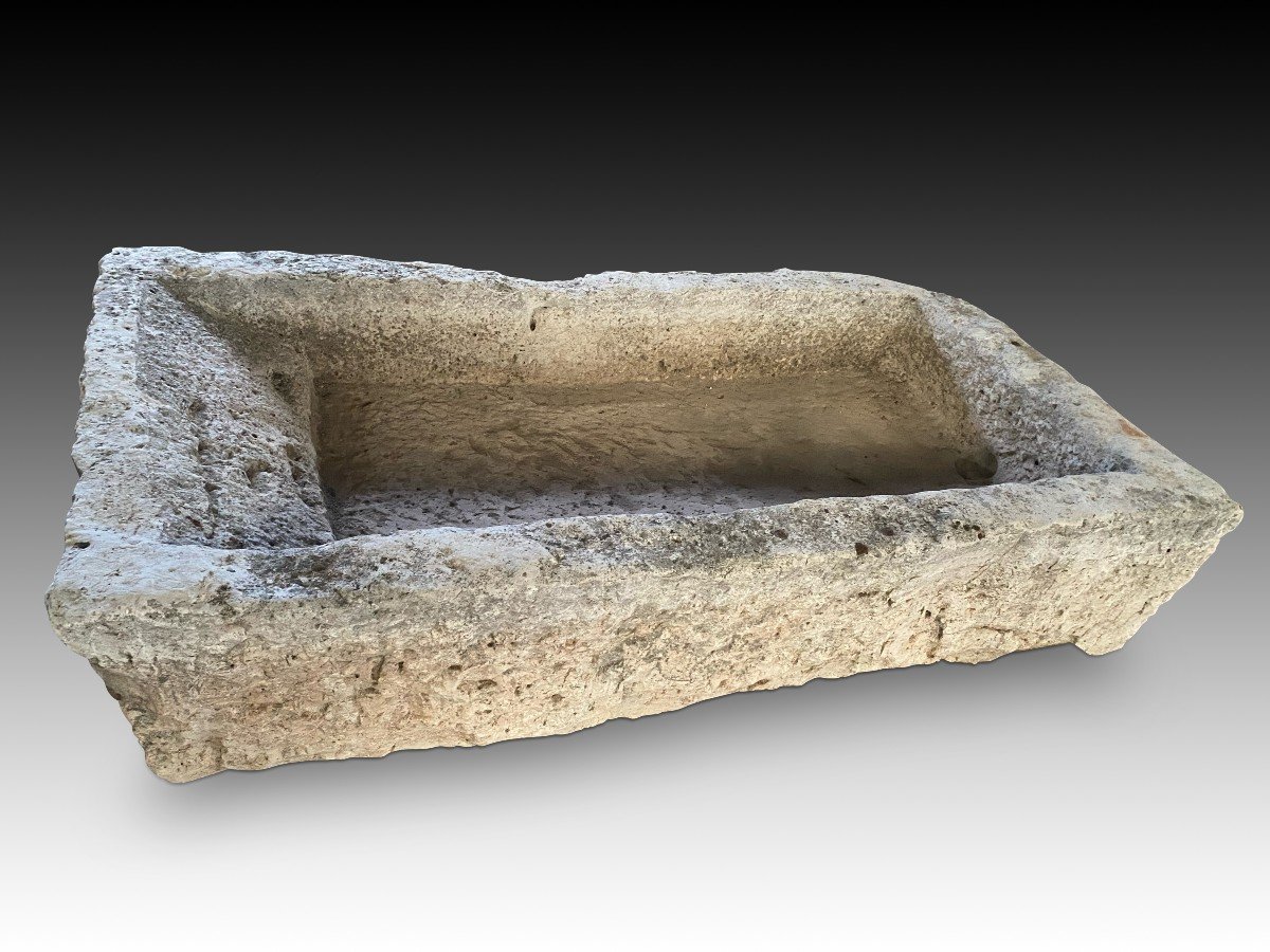 Rectangular Washbasin. Stone. 18th Century. -photo-2