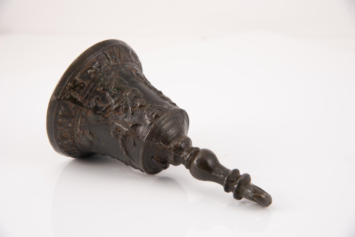 Hand Bell Or Bell, “from Malinas”. Bronze. 16th Century. -photo-4