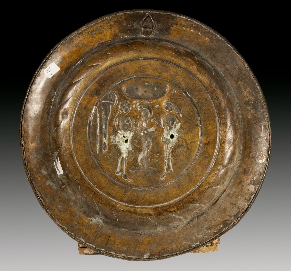 Alms Dish. Nuremberg, 16th Century. -photo-3