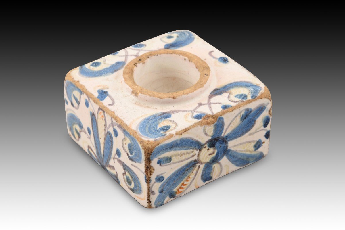 Inkwell. Glazed Ceramic. Talavera De La Reina, Spain, 17th Century. -photo-2