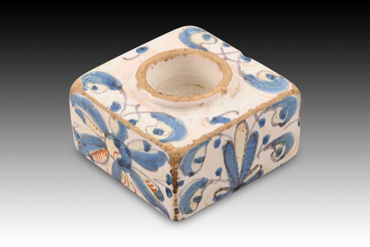 Inkwell. Glazed Ceramic. Talavera De La Reina, Spain, 17th Century. -photo-3