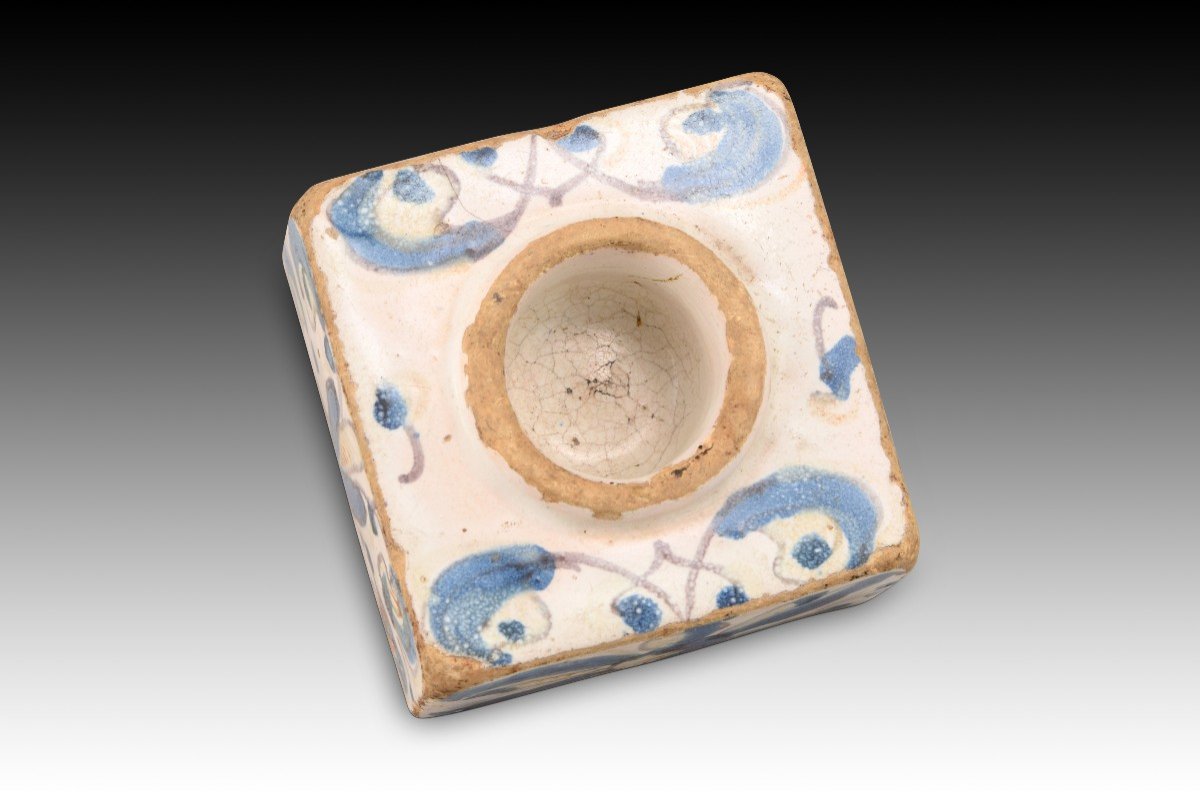 Inkwell. Glazed Ceramic. Talavera De La Reina, Spain, 17th Century. -photo-1