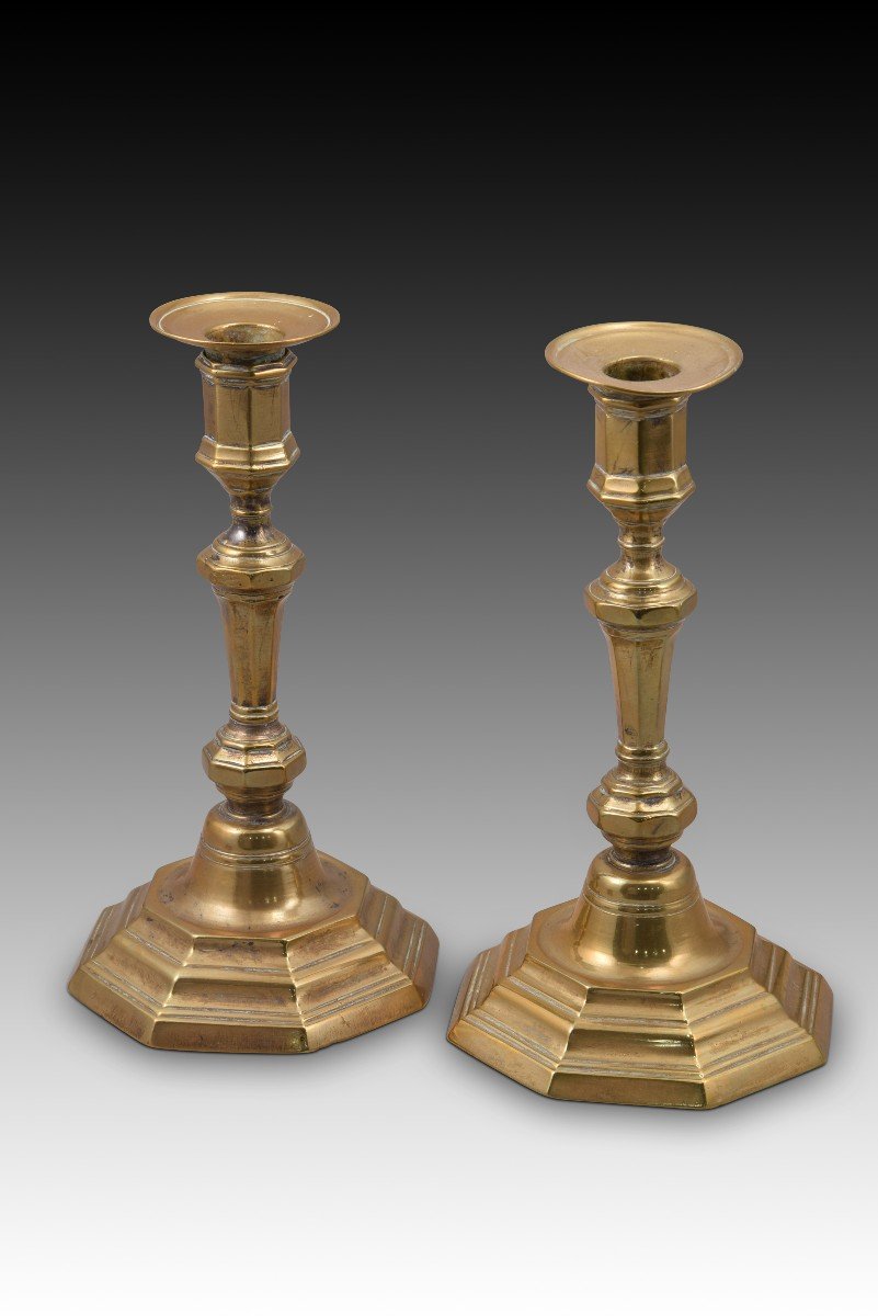 Pair Of Candlesticks. In Bronze. France, 18th Century.  -photo-2