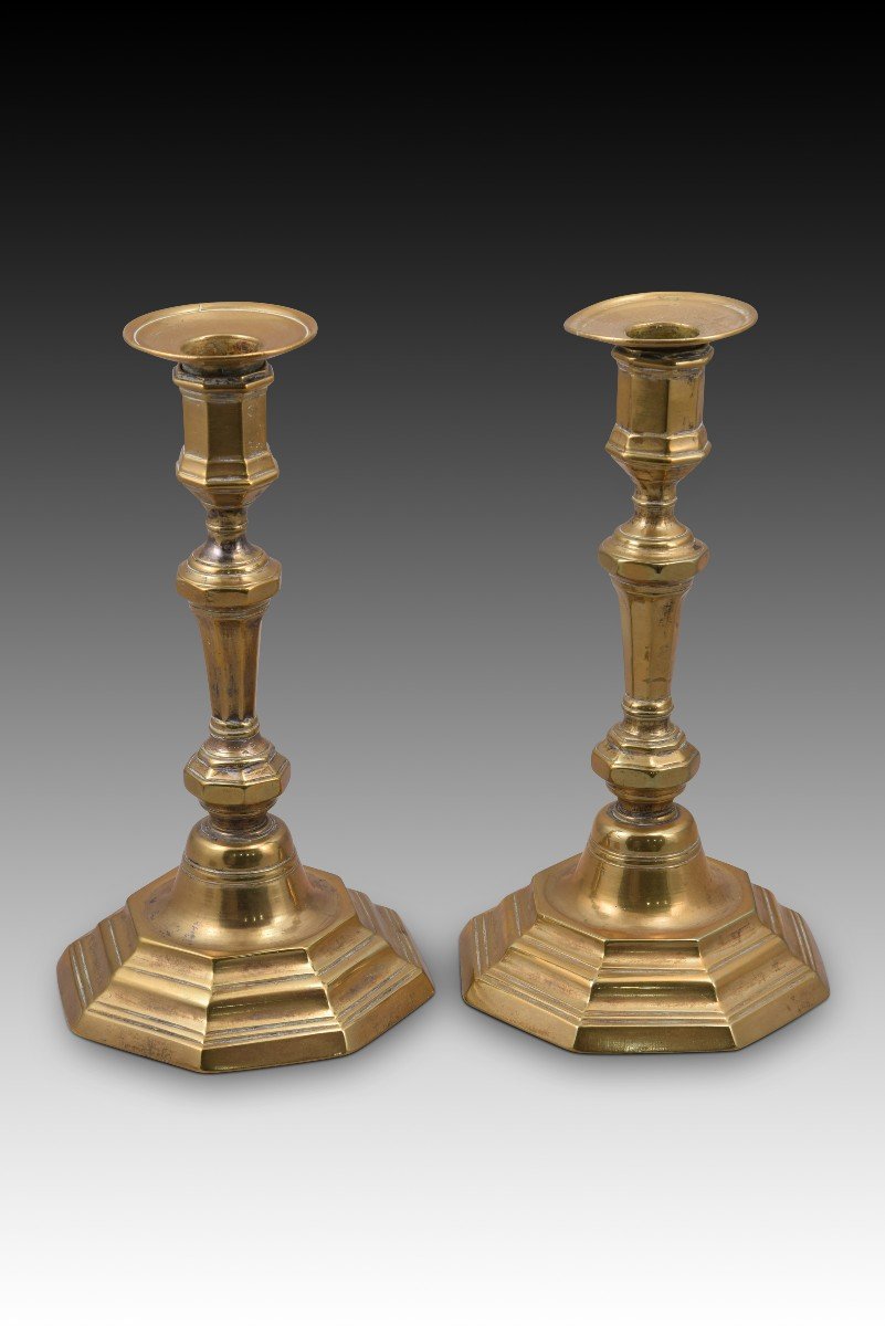 Pair Of Candlesticks. In Bronze. France, 18th Century.  -photo-4