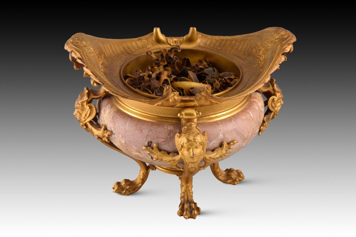 Centerpiece. Gilt Bronze, Marble. France, Late 19th Century -photo-5