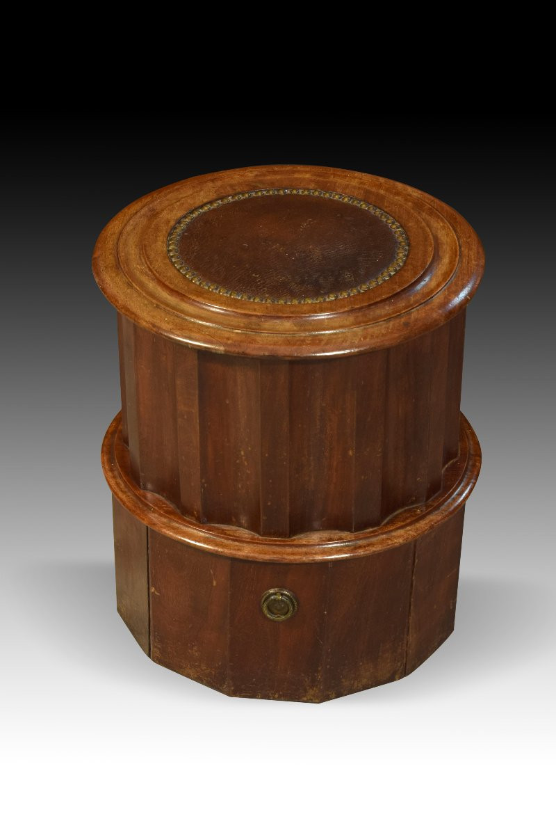  "dompedro" In Mahogany Wood. 19th-20th Century. -photo-3