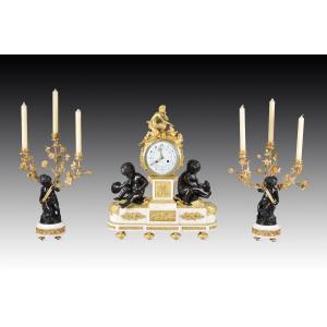 Horloge Et Garniture De Candélabre.  Raingo Frères, Aaria, Clodion. Paris, France,  XIXe Siècle