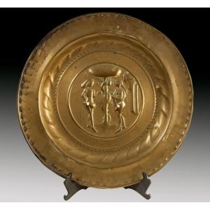 Alms Dish. Nuremberg, 16th Century. 