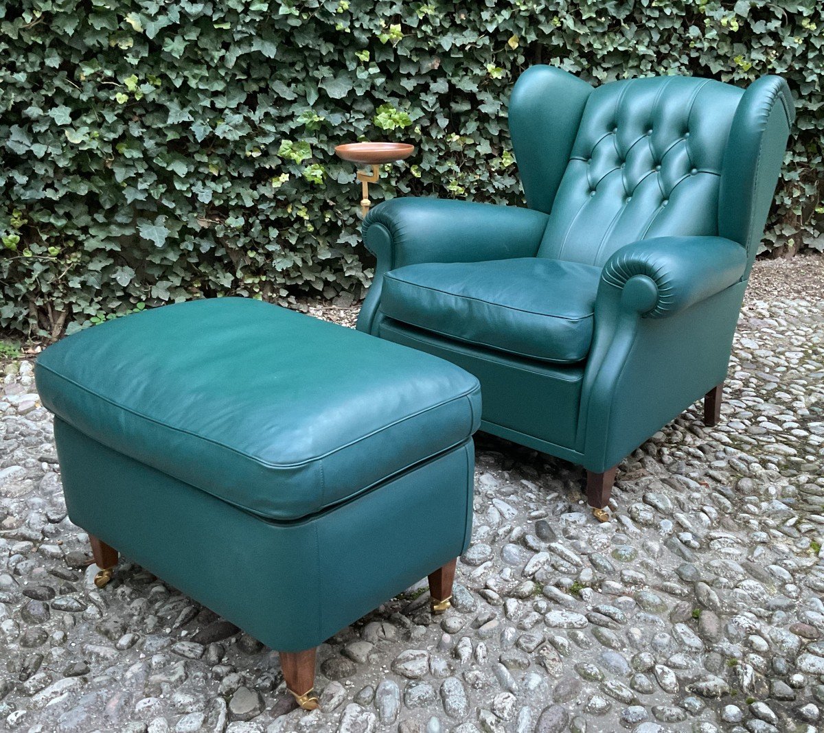 Frau - Fauteuil Avec Pouf En Cuir Mod. 1919-photo-2