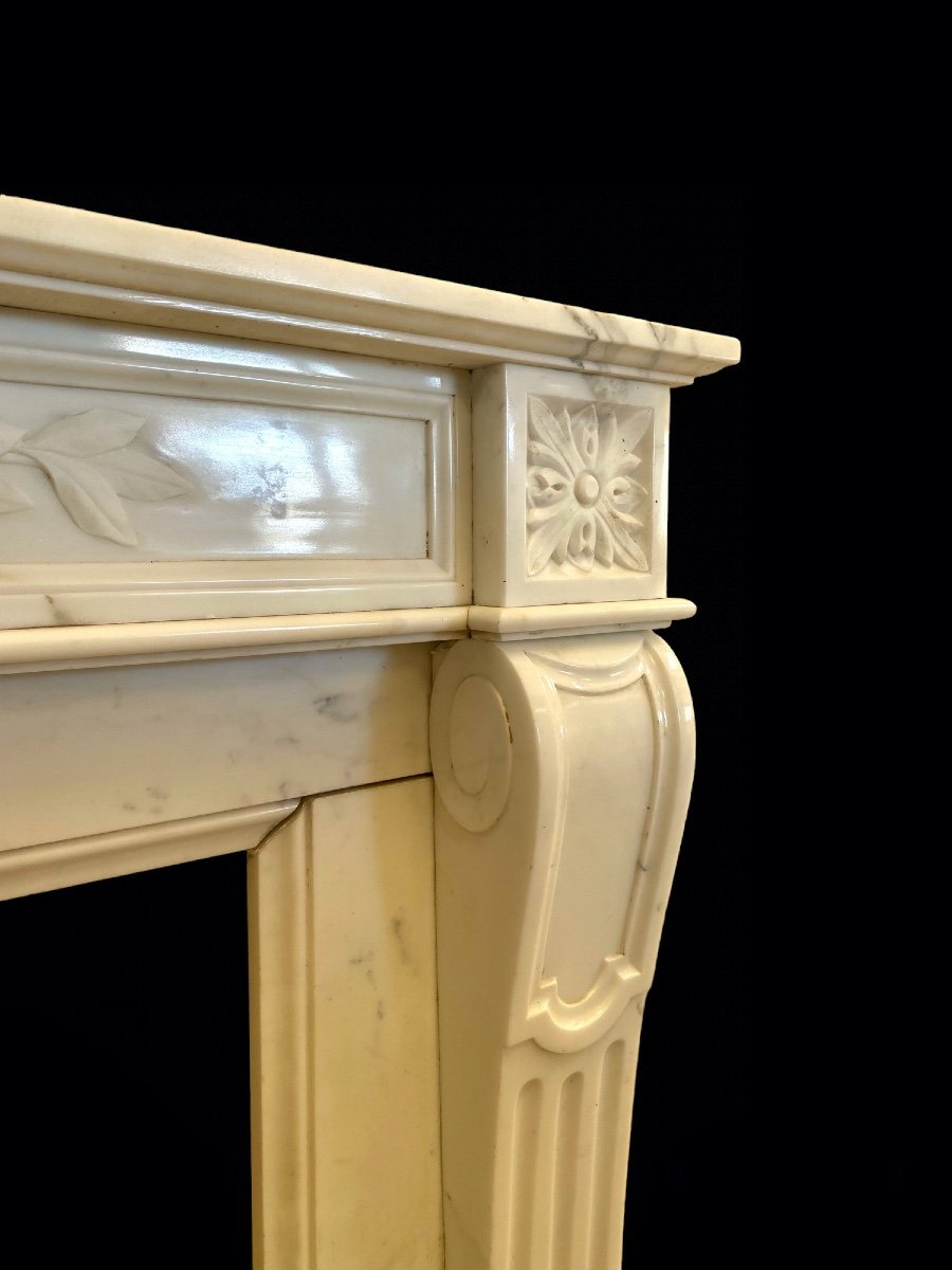 Louis XVI Style Fireplace In White Carrara Marble-photo-3